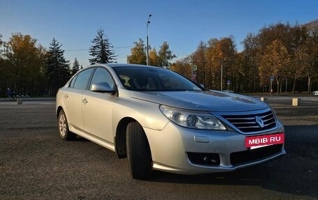 Renault Latitude I, 2010 год, 638 000 рублей, 3 фотография