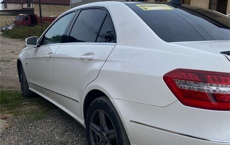 Mercedes-Benz E-Класс, 2012 год, 1 200 000 рублей, 6 фотография