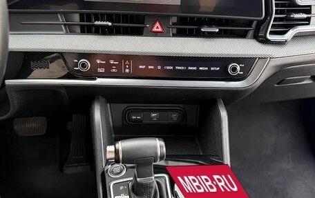 KIA Sportage IV рестайлинг, 2023 год, 3 070 000 рублей, 12 фотография