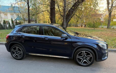 Mercedes-Benz GLA, 2018 год, 2 610 000 рублей, 10 фотография