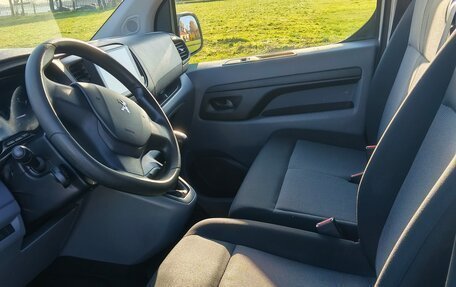 Peugeot Expert, 2018 год, 2 350 000 рублей, 8 фотография