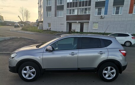 Nissan Qashqai, 2011 год, 950 000 рублей, 2 фотография
