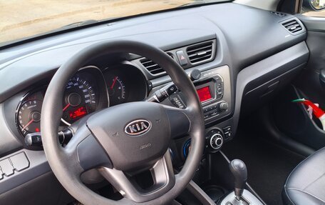 KIA Rio III рестайлинг, 2011 год, 900 000 рублей, 10 фотография