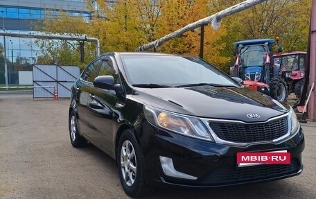 KIA Rio III рестайлинг, 2011 год, 900 000 рублей, 2 фотография