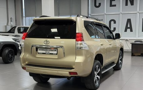 Toyota Land Cruiser Prado 150 рестайлинг, 2011 год, 2 950 000 рублей, 5 фотография