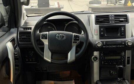 Toyota Land Cruiser Prado 150 рестайлинг, 2011 год, 2 950 000 рублей, 10 фотография