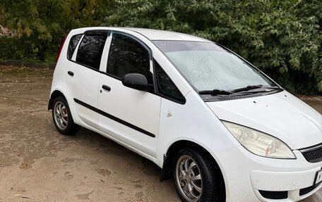 Mitsubishi Colt VI рестайлинг, 2007 год, 300 000 рублей, 4 фотография