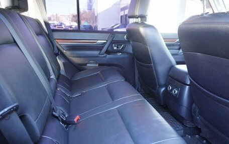 Mitsubishi Pajero IV рестайлинг 2, 2008 год, 1 570 000 рублей, 10 фотография