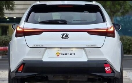 Lexus UX I, 2023 год, 2 979 397 рублей, 4 фотография