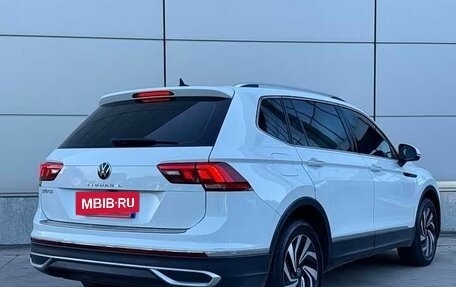 Volkswagen Tiguan II, 2023 год, 2 430 001 рублей, 4 фотография