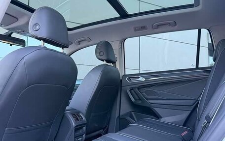Volkswagen Tiguan II, 2023 год, 2 430 001 рублей, 14 фотография