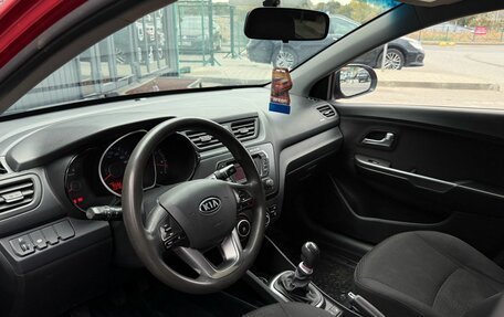 KIA Rio III рестайлинг, 2012 год, 830 000 рублей, 10 фотография