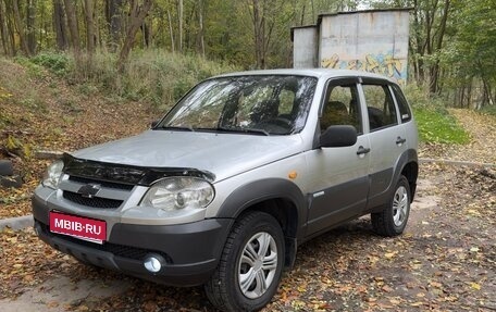 Chevrolet Niva I рестайлинг, 2011 год, 450 000 рублей, 1 фотография