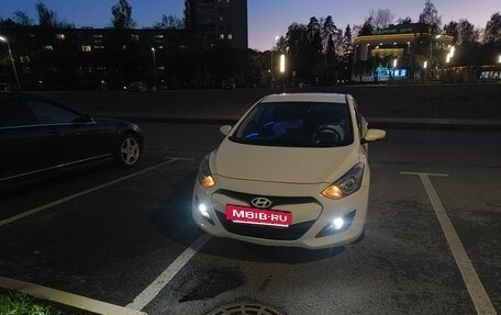 Hyundai i30 II рестайлинг, 2012 год, 880 000 рублей, 2 фотография