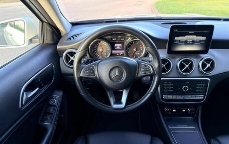 Mercedes-Benz GLA, 2017 год, 2 950 000 рублей, 15 фотография