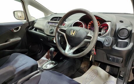 Honda Fit III, 2008 год, 590 000 рублей, 17 фотография