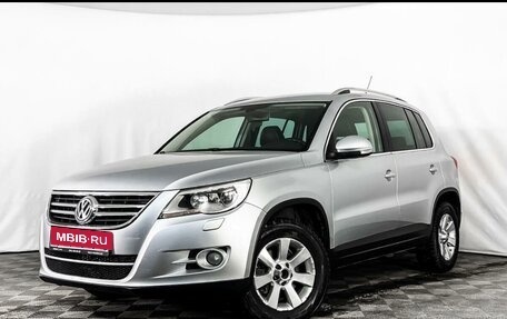 Volkswagen Tiguan I, 2010 год, 1 500 000 рублей, 2 фотография