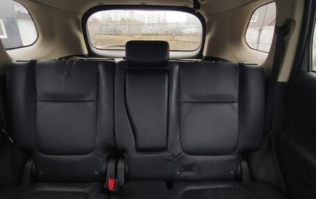 Mitsubishi Outlander III рестайлинг 3, 2014 год, 1 650 000 рублей, 14 фотография