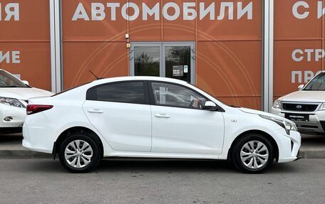 KIA Rio IV, 2020 год, 1 170 000 рублей, 4 фотография