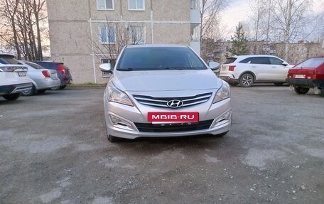 Hyundai Solaris II рестайлинг, 2014 год, 1 100 000 рублей, 2 фотография