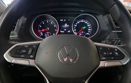 Volkswagen Tiguan II, 2021 год, 3 099 000 рублей, 15 фотография