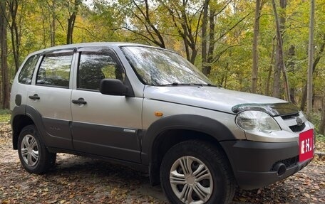 Chevrolet Niva I рестайлинг, 2011 год, 450 000 рублей, 3 фотография