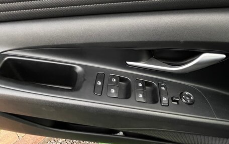 Hyundai Elantra, 2022 год, 2 200 000 рублей, 10 фотография
