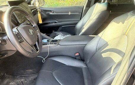 Toyota Camry, 2021 год, 2 900 000 рублей, 14 фотография