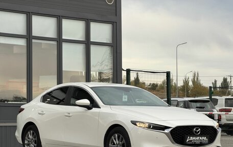 Mazda 3, 2019 год, 1 930 000 рублей, 4 фотография