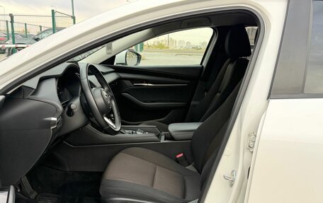 Mazda 3, 2019 год, 1 930 000 рублей, 23 фотография