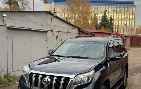 Toyota Land Cruiser Prado 150 рестайлинг, 2016 год, 4 150 000 рублей, 1 фотография