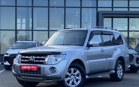 Mitsubishi Pajero IV рестайлинг 2, 2013 год, 1 899 000 рублей, 1 фотография