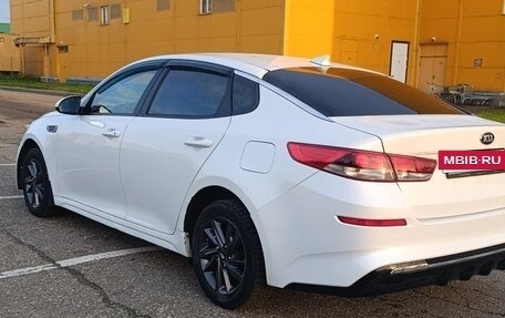 KIA Optima IV рестайлинг, 2018 год, 900 000 рублей, 8 фотография