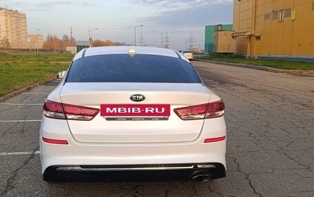 KIA Optima IV рестайлинг, 2018 год, 900 000 рублей, 7 фотография