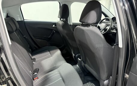 Peugeot 208 II, 2013 год, 699 800 рублей, 4 фотография