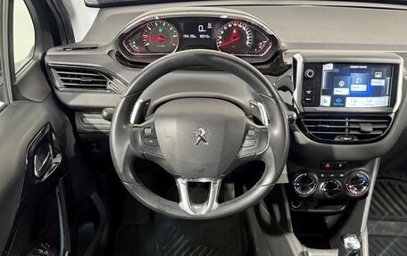 Peugeot 208 II, 2013 год, 699 800 рублей, 9 фотография