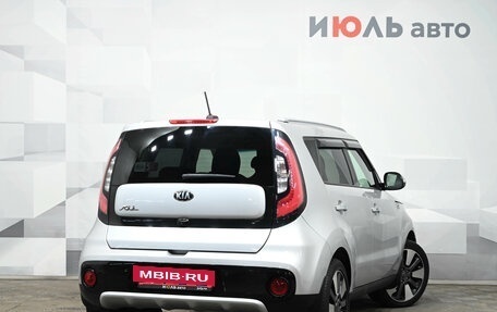 KIA Soul II рестайлинг, 2018 год, 1 590 000 рублей, 7 фотография