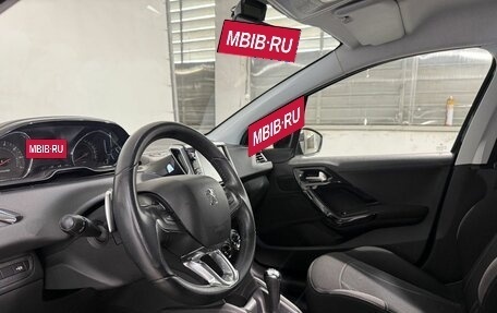 Peugeot 208 II, 2013 год, 699 800 рублей, 7 фотография