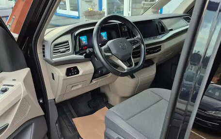 Volkswagen Multivan, 2022 год, 4 180 000 рублей, 9 фотография