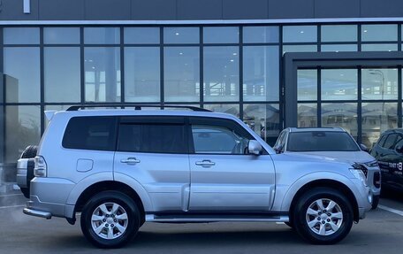 Mitsubishi Pajero IV рестайлинг 2, 2013 год, 1 899 000 рублей, 4 фотография