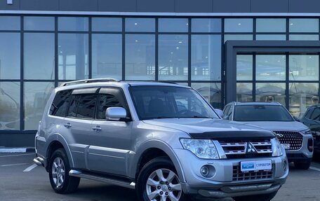 Mitsubishi Pajero IV рестайлинг 2, 2013 год, 1 899 000 рублей, 3 фотография