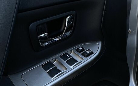 Mitsubishi Pajero IV рестайлинг 2, 2013 год, 1 899 000 рублей, 18 фотография