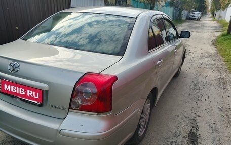 Toyota Avensis III рестайлинг, 2006 год, 625 000 рублей, 6 фотография