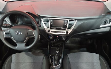 Hyundai Solaris II рестайлинг, 2022 год, 1 385 000 рублей, 8 фотография