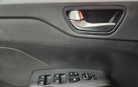 Hyundai Solaris II рестайлинг, 2022 год, 1 385 000 рублей, 16 фотография