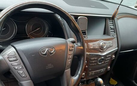 Infiniti QX56, 2011 год, 2 700 000 рублей, 7 фотография