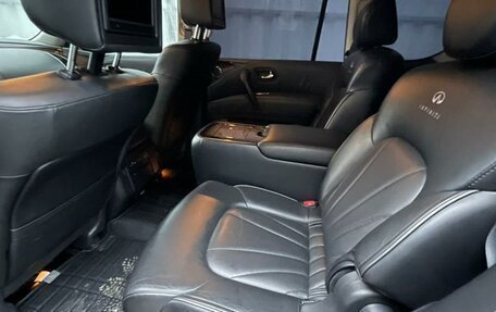 Infiniti QX56, 2011 год, 2 700 000 рублей, 10 фотография