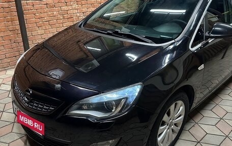 Opel Astra J, 2011 год, 640 000 рублей, 4 фотография