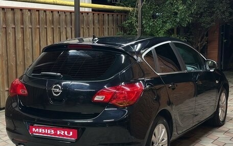 Opel Astra J, 2011 год, 640 000 рублей, 8 фотография