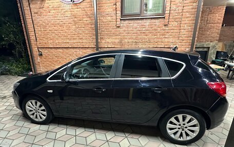 Opel Astra J, 2011 год, 640 000 рублей, 19 фотография